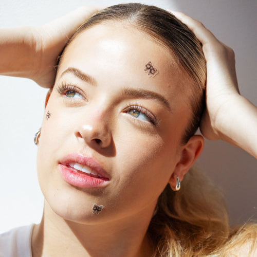 Touchland X Frilliance โ vanilla blossom & bow patches ๐