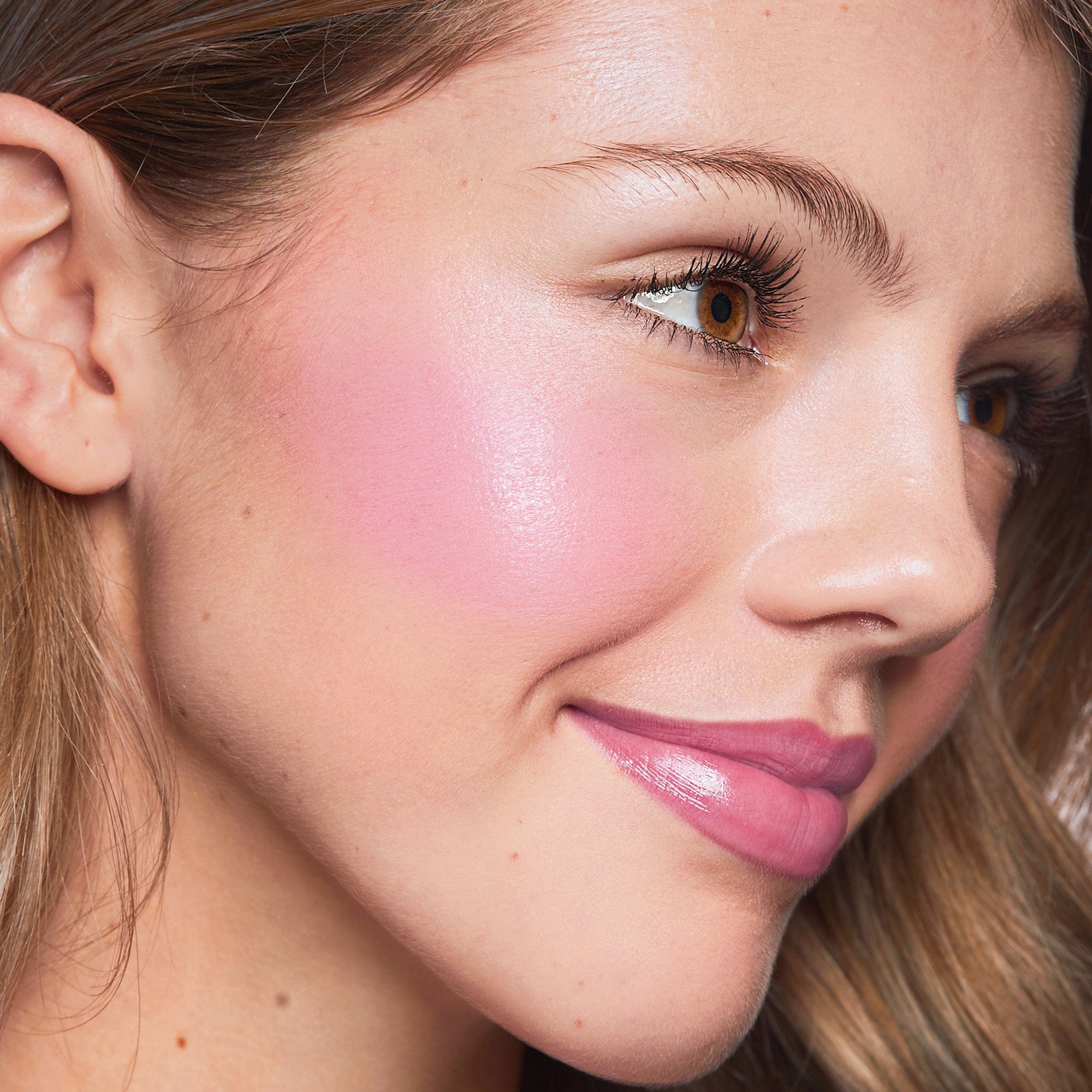 Cream Blush in Think Pink Glow – Frilliance